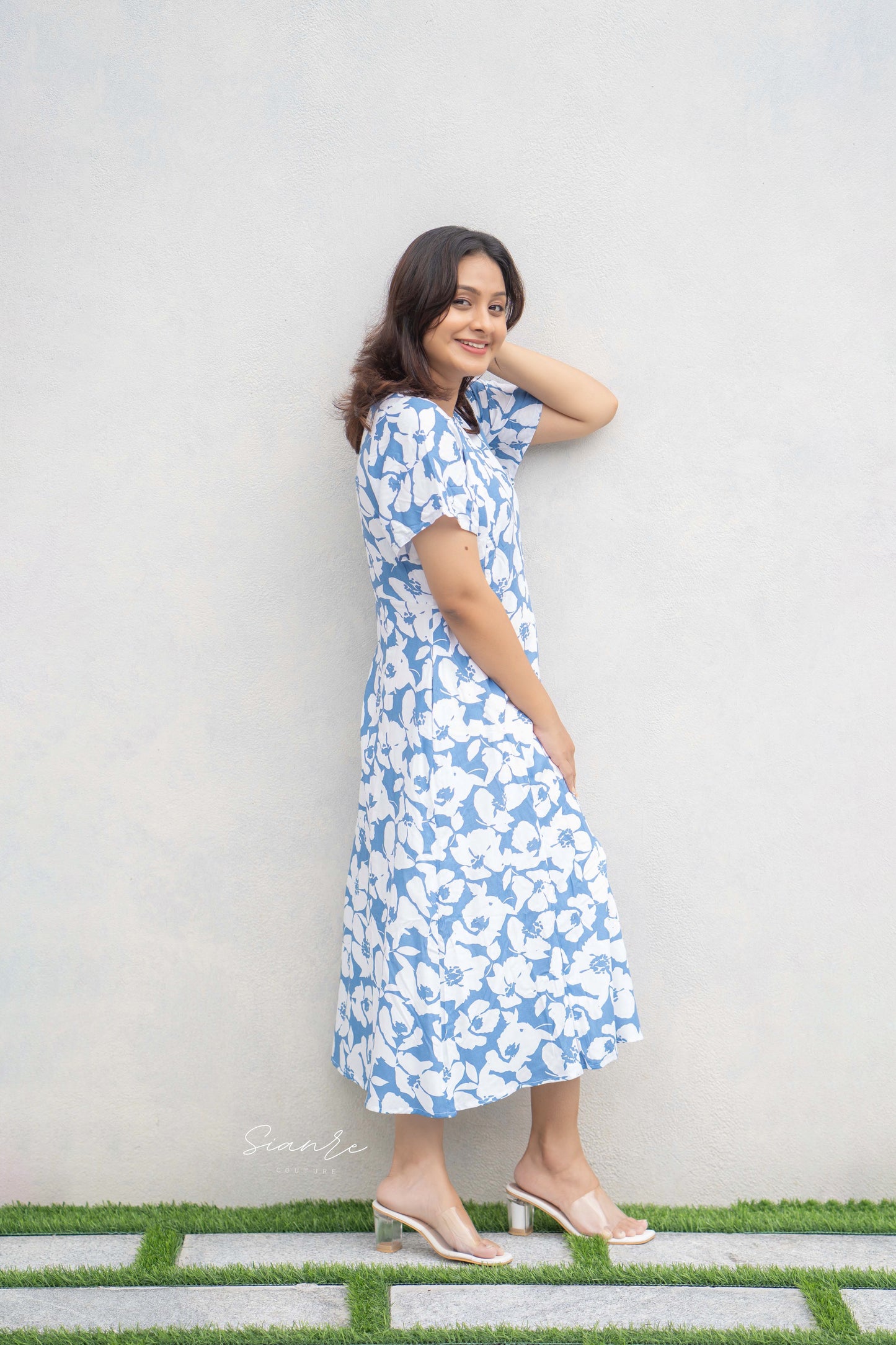 Blue Blossom Breeze Midi Dress