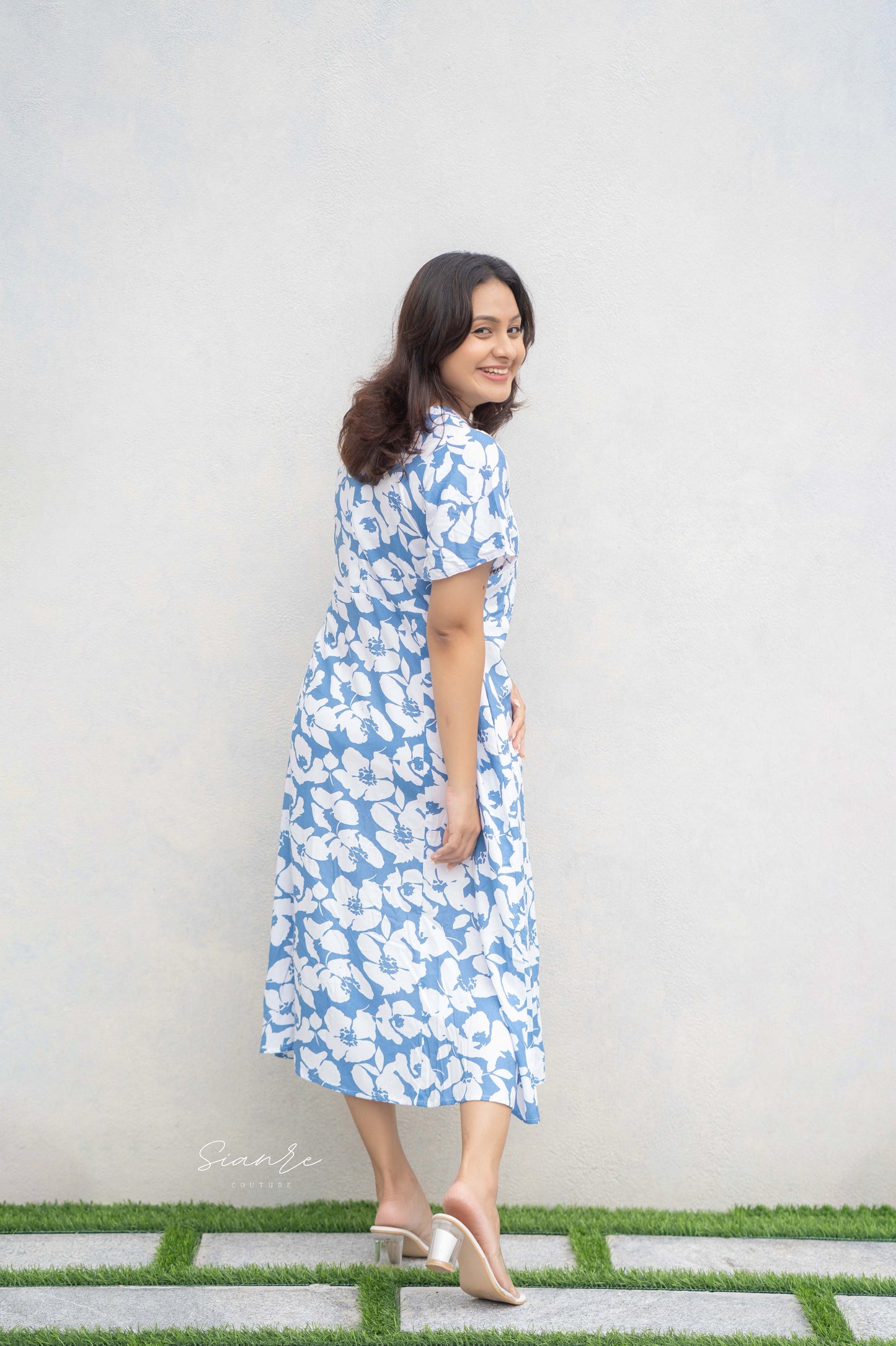 Blue Blossom Breeze Midi Dress