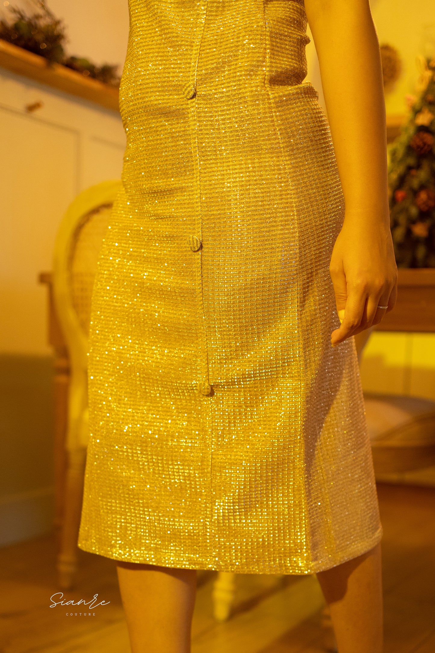 Golden Aura Shimmer Midi Dress